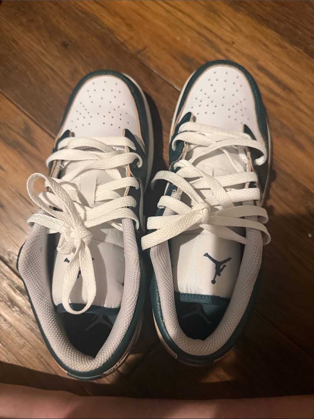 Jordan Kids Low-Top Sneakers in White and Green Teal